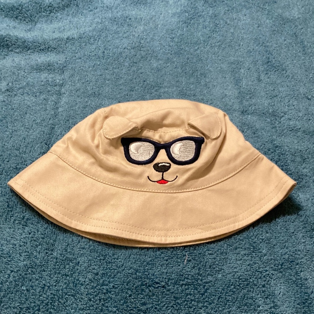 Puppy dog Sun hat.